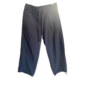 NWOT Marrakesh capris